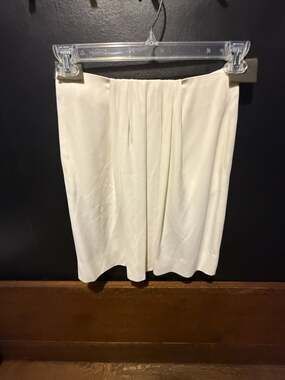 Emporio Armani Cream White Pleated Front Skirt Size 40